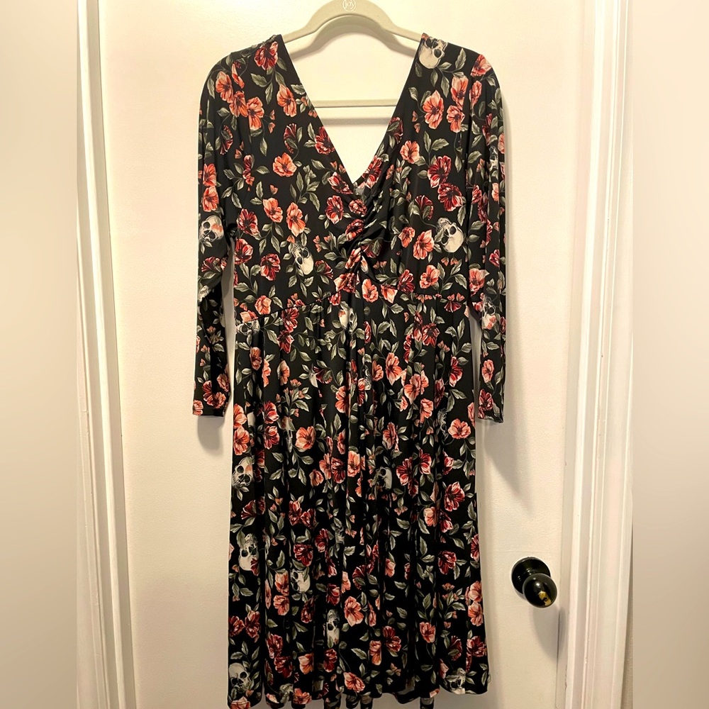Torrid Size 1 (14/16)) Roses and Skulls Skater Style Dress
